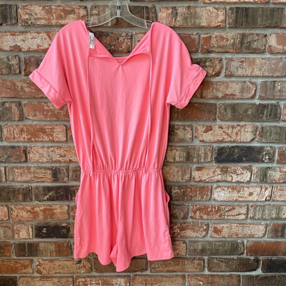 Zenana Size Medium Pink Shorts Romper Pockets Short Sleeve Casual Spring - Picture 5 of 5